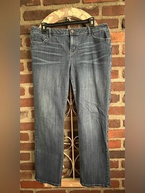 ***SOLD***
Simply Vera - Vera Wang Stretchy Jeans - Size 14